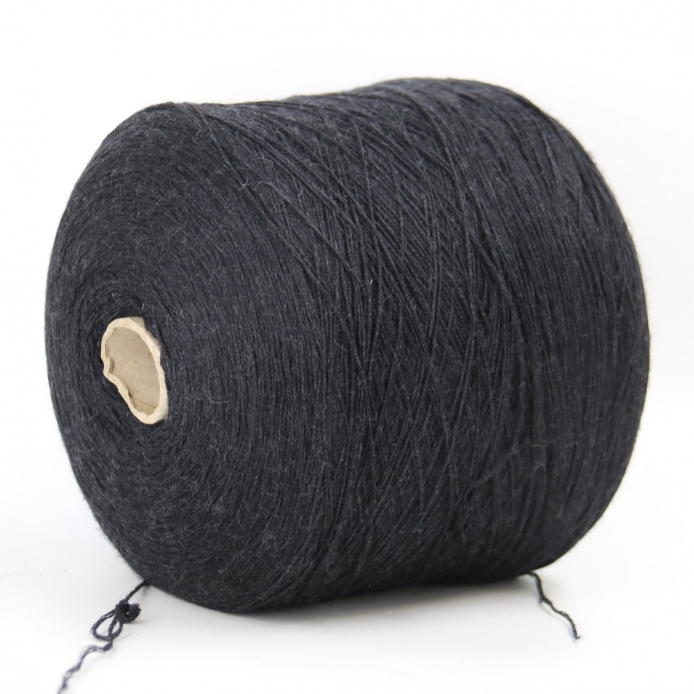 MERINOS 600 46585 черный 1100-1200 грамм