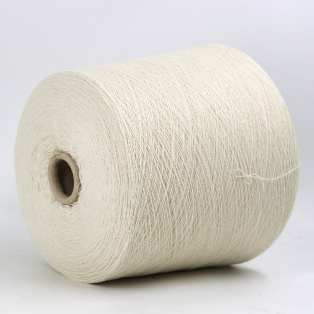 ECO CASHMERE 1/18  10001 белый